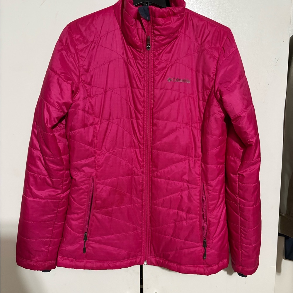 EUC Columbia Women's Vibrant Pink Puffer Jacket coat worn once Omni Heat